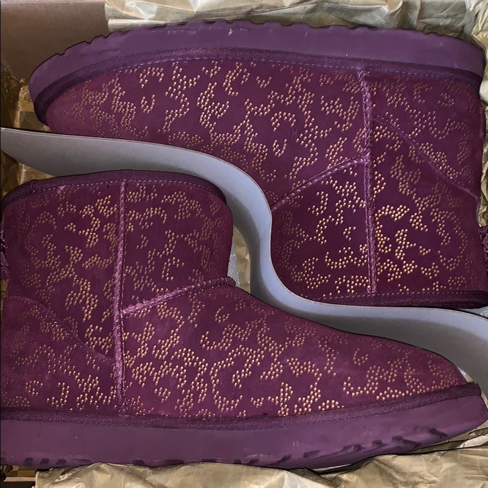 UGG MiNI Metallic Conifer